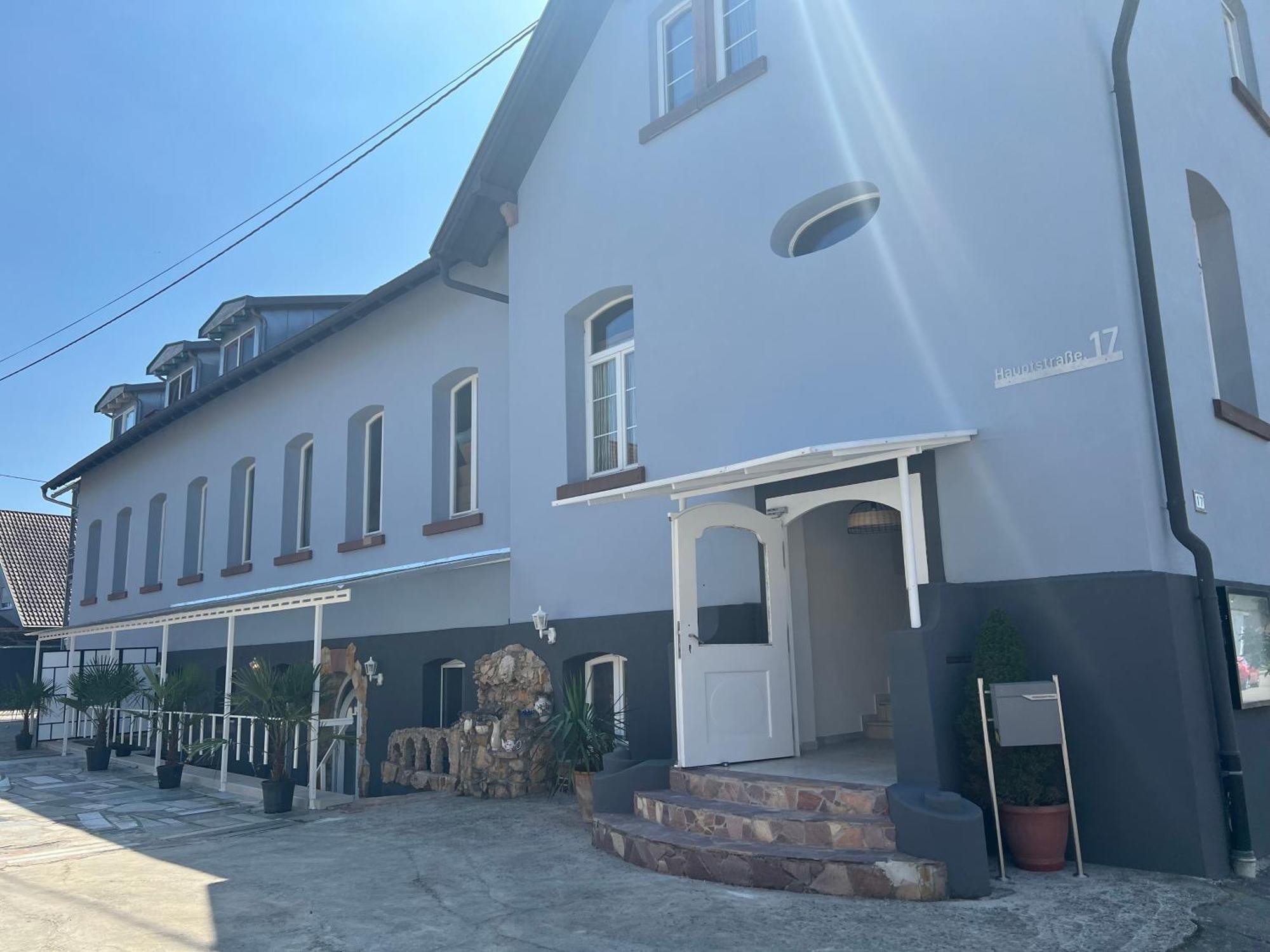 Hilde Apartments Rheinhausen Ngoại thất bức ảnh